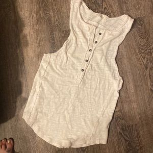 New with out tag we the free tank